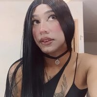 Lucia-Horny24 webcam