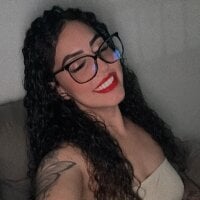 mel_casada