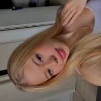 curchez_ naked strip on cam for live sex video show