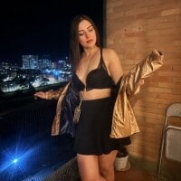 MiaLune_Pink webcam