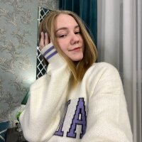 RuthMoore nude on webcam for live porn video chat