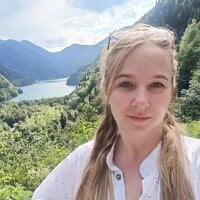 CarolGonzalez's Offline Chat Room