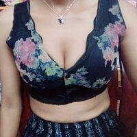 Aarathitamil webcam model