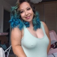 Flirty_Daniella_XXX's Offline Chat Room