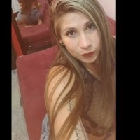 SophiaLorens Adlı Modelin Çevrimdışı Sohbet Odası