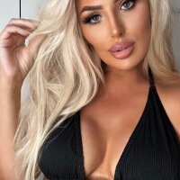 Natalialoren6099's Offline Chat Room