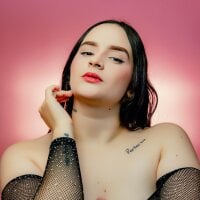 squirt_naughty webcam model