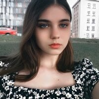 Hannah_Louis