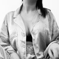 Pussypsst's Offline Chat Room