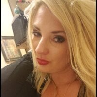 VivaBabe's Offline Chat Room