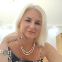 ElinaGold435Live Webcam