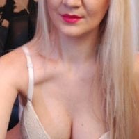 Evelyn_Rosse's Offline Chat Room