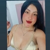 Chiara_Sweet webcam model