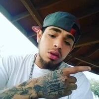 Bigdickbenny69@xh webcam