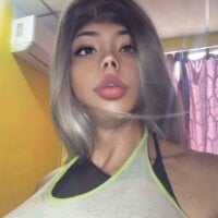 DanielaMuscleTS webcam