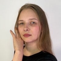 NohemiGilsdorf model avatar