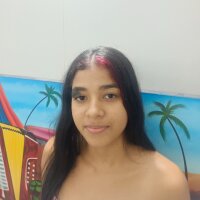 lucero_sexy18's Offline Chat Room