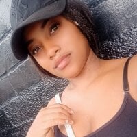 Brianna_Foxxx webcam