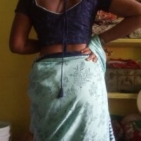 telugU-wiFeeyyy's Avatar Pic