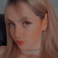 Bri_Leonn fully nude on webcam for live porn video chat