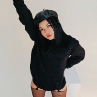 RavenAsh webcam model