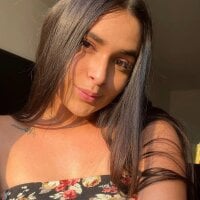 yourdoll66_'s Offline Chat Room