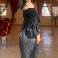 Jinane-'s Offline Chat Room