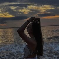 Sweet_kisy360 Adlı Modelin Avatarı