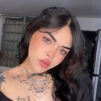 Emii_Evanns webcam model