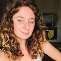 curlyqueeen's Profile Photo