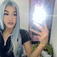 IsabellDoll webcam