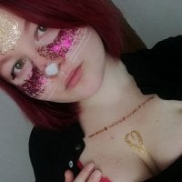 TouchMy_tits 个人资料图片