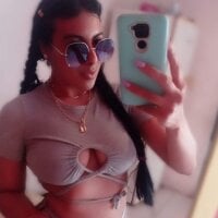 hot_baby_2's Offline Chat Room