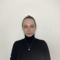 BerulDana Adlı Modelin Çevrimdışı Sohbet Odası