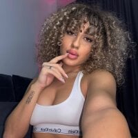 SugarPixiee webcam model