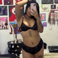 lolamuamua webcam model