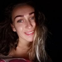 Liza_Malibu's Offline Chat Room