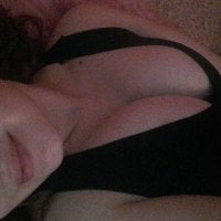 sweetdennise's Offline Chat Room