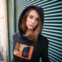 adelleunicorn's Offline Chat Room