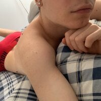 9InchCollegeBoy webcam