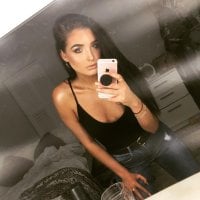 Brunette-Baby offline chatrum