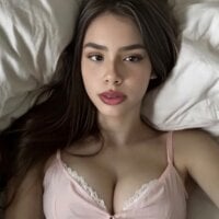 SuperNovaXOX webcam model