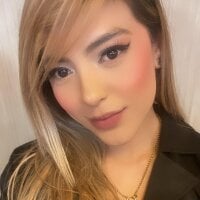 SilvyLaiton webcam model