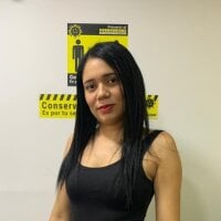 alysaross' Offline Chat Room