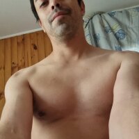 CEXMELANI's Offline Chat Room