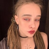 Lori_Red