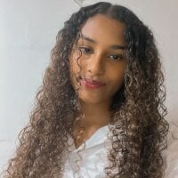 dakotta_saenz webcam model