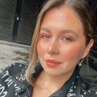 sarah_t1_ webcam model