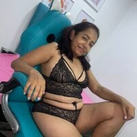 luciagonzales40_ webcam model