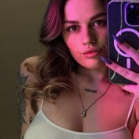 _miamoooriie_ webcam model